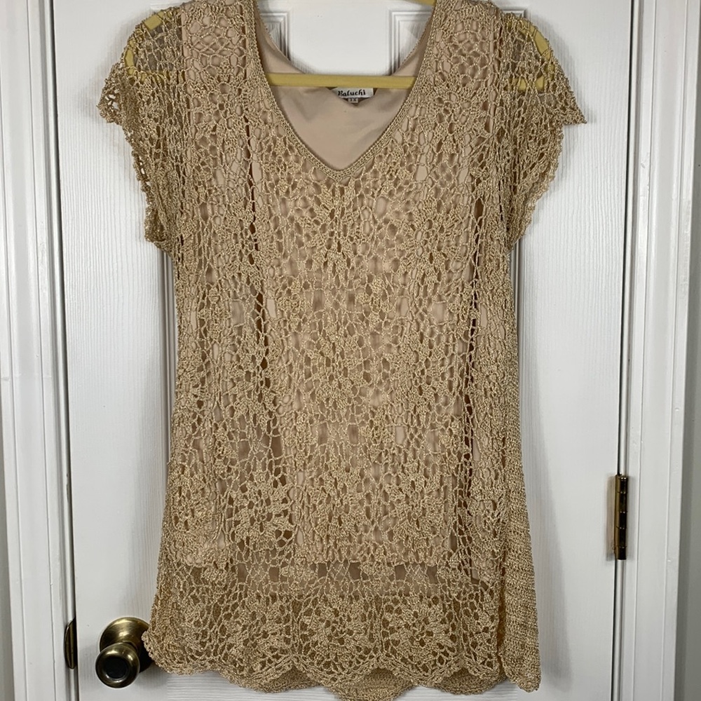 Baluchi beige lace top with lining underneath 1X, short sleeves 98 viscose 2 net